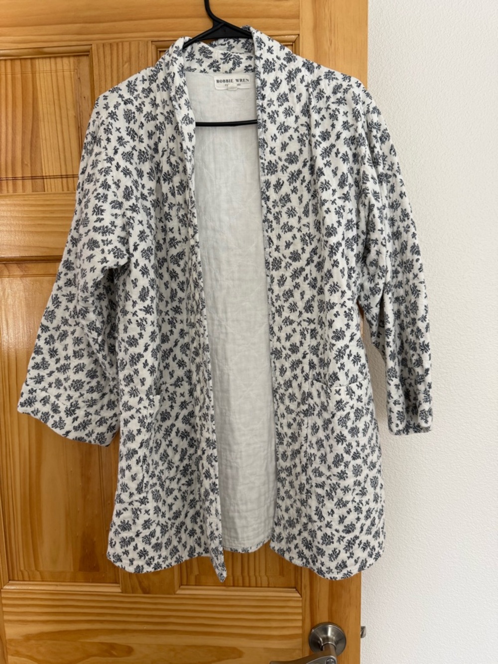 Women’s Cotton Quilted Jacket - White & Navy